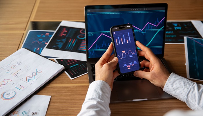 Mobile Enterprise Apps: Benefits, Features & Business Impact in 2026